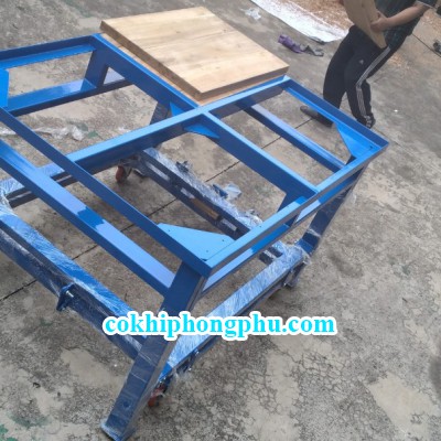 Bàn sắt sơn tĩnh điện