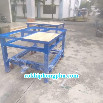 Bàn sắt sơn tĩnh điện